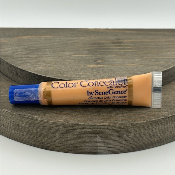 Senegence Corrective Color Concealer Medium NEW Full Coverage Anti-Aging Vegan - Picture 2 of 5
